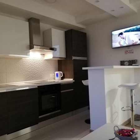 Apartman Skribulja 주파나 외부 사진