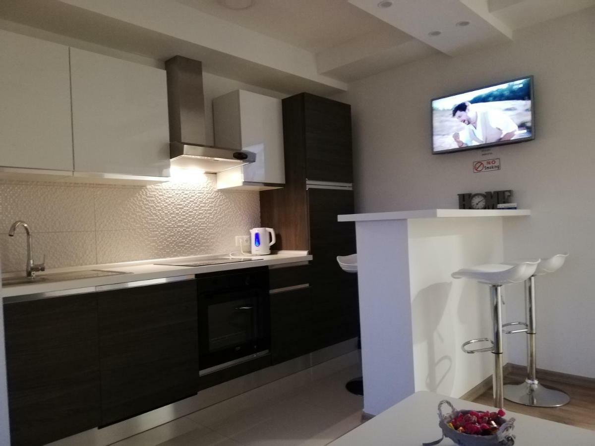 Apartman Skribulja 주파나 외부 사진